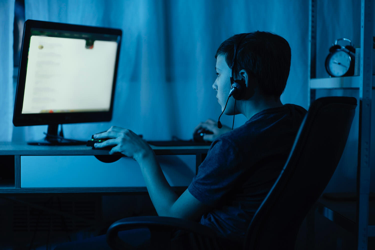 Gaming Addiction: Signs, Effects & Help - News Directory 3